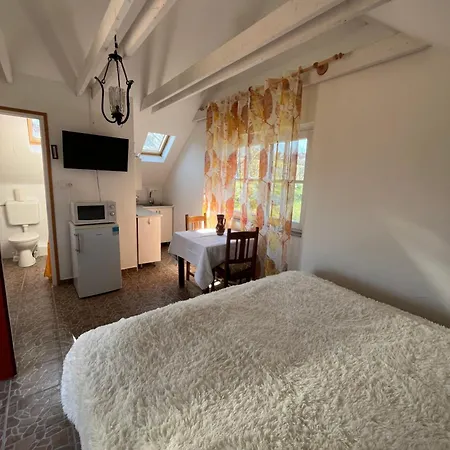 Holiday home Erdodi Liget Badacsony Hegyen