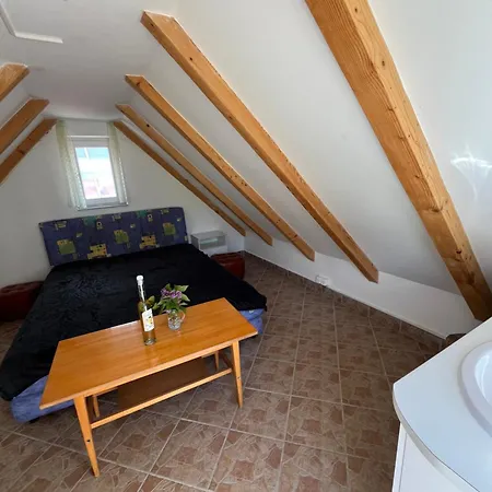 Erdodi Liget Badacsony Hegyen Holiday home *
